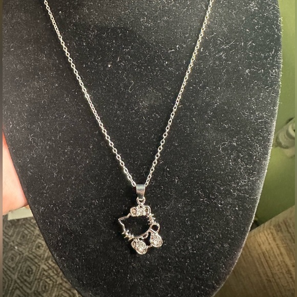 Hello Kitty Necklace and Bracelet Set - Picture 3 of 5